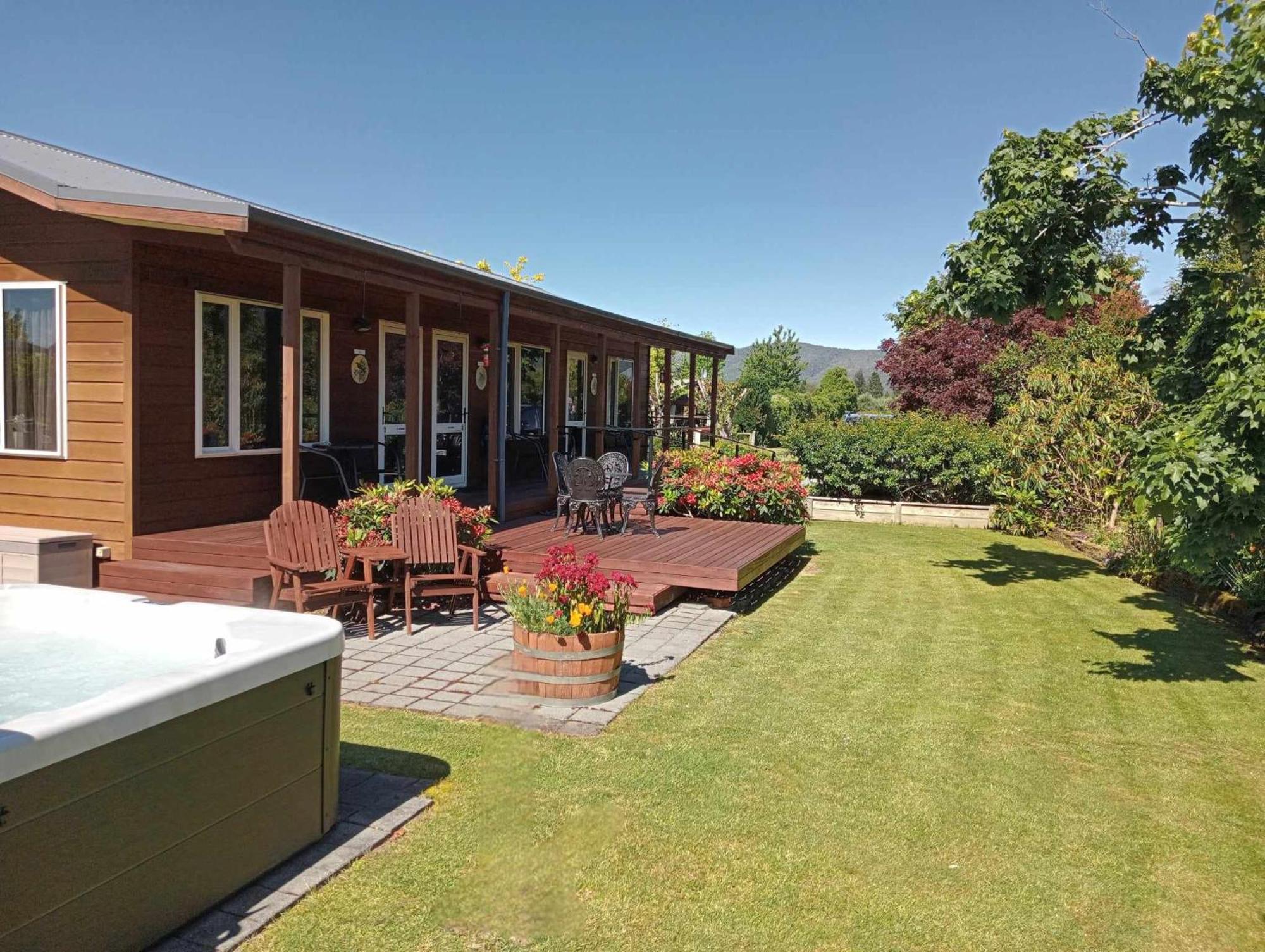 אגם טה אנאו Blue Ridge Studios And Bed & Breakfast מראה חיצוני תמונה