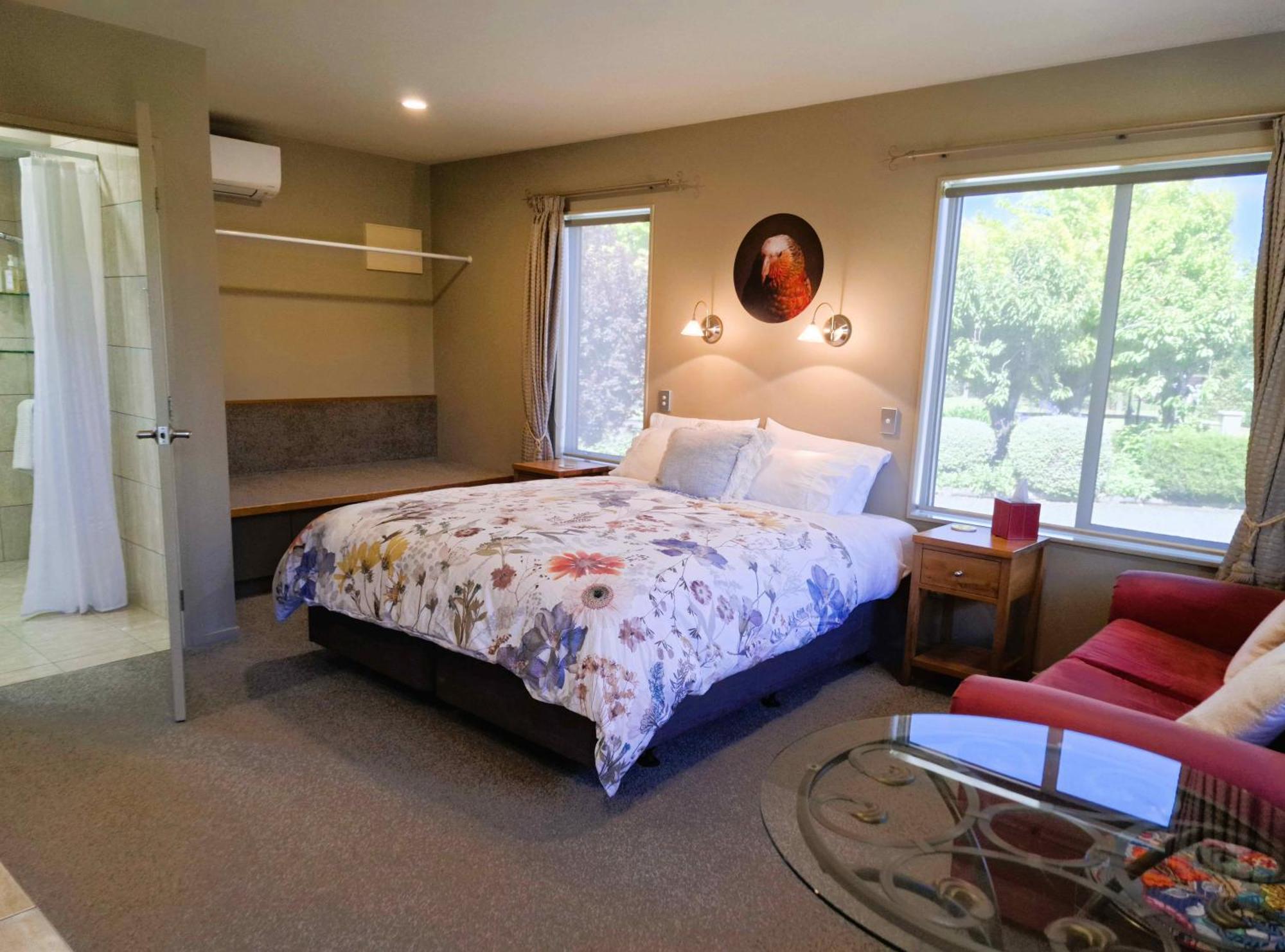 אגם טה אנאו Blue Ridge Studios And Bed & Breakfast מראה חיצוני תמונה